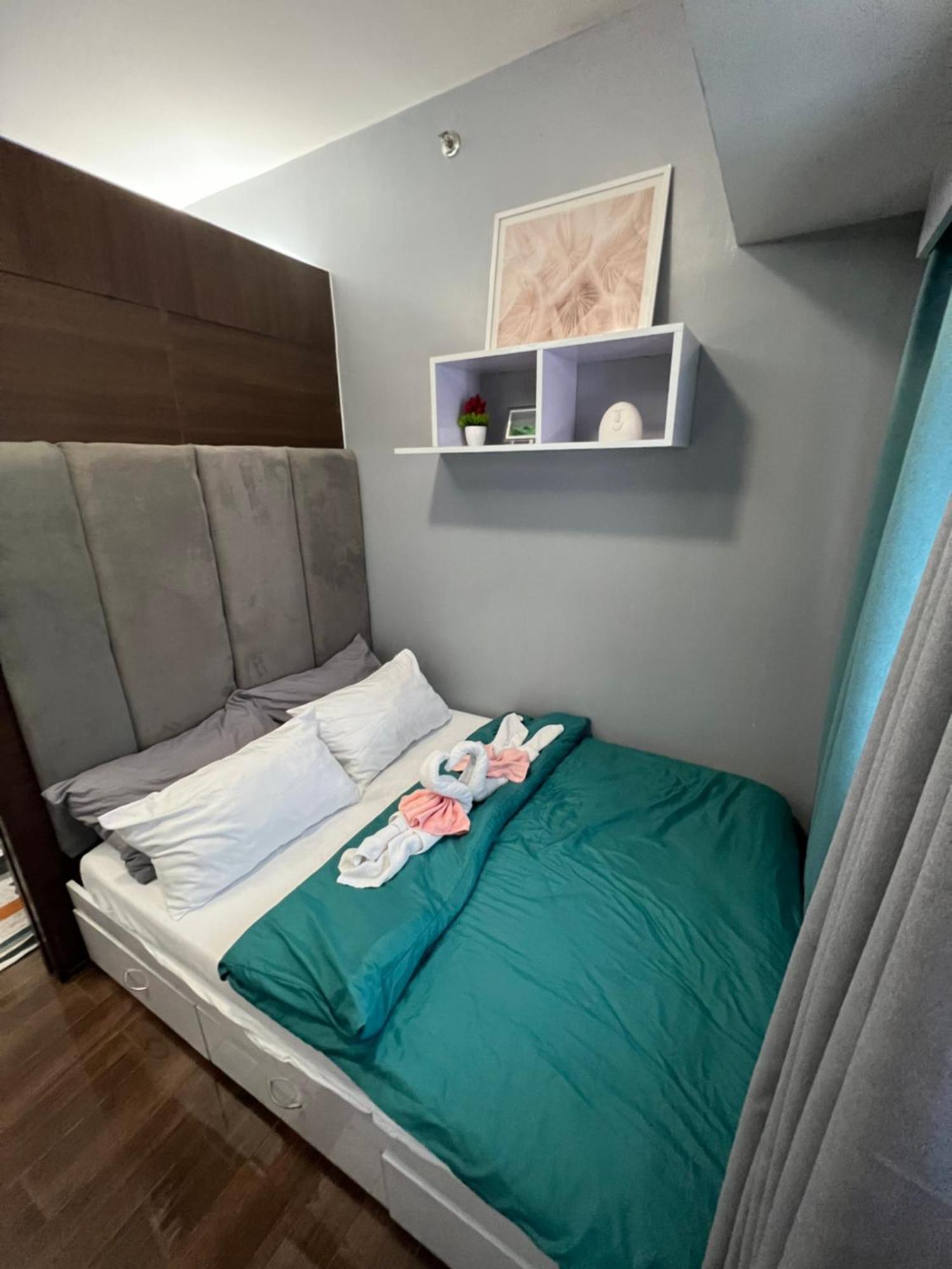 Apartment In Air Residences, Makati With Wifi, Netflix, Pool, Mall And More Manila Exterior foto